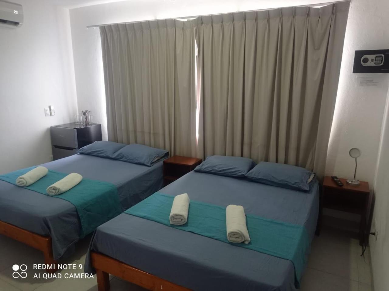 Casa De Huespedes Taino Bed and Breakfast Cancún Exteriör bild