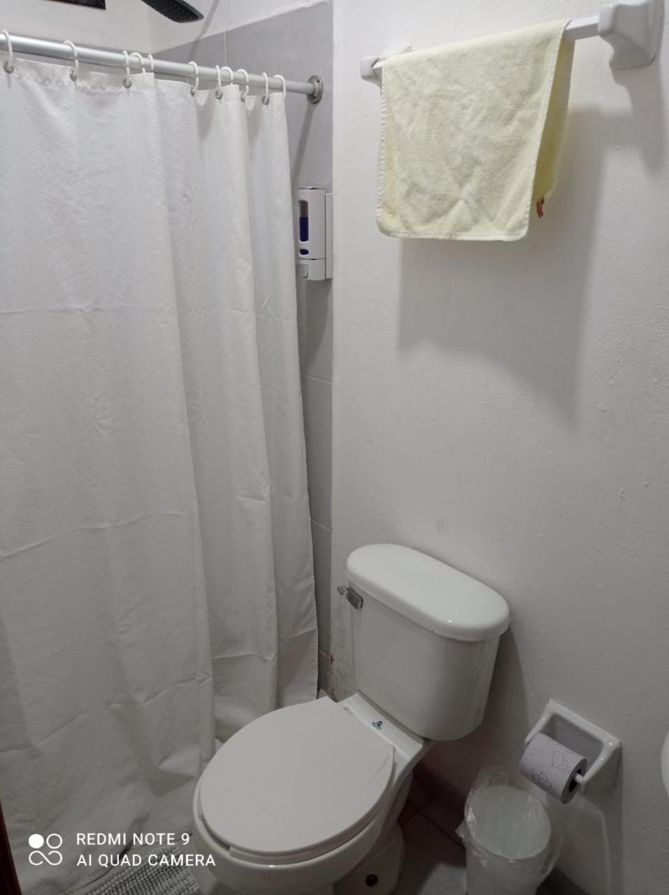 Casa De Huespedes Taino Bed and Breakfast Cancún Exteriör bild